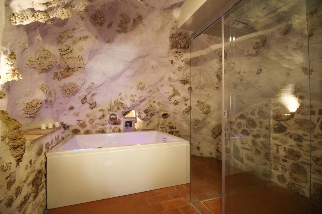 Santo'S House Luxury - Idromassaggio E Doccia Emozionale Villa ซานโตสเตฟาโน ดิ เซสซานีโอ ภายนอก รูปภาพ
